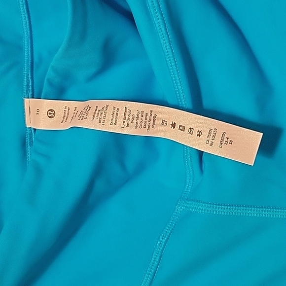 Lululemon Fast and Free HR Tight 25" Size 10. Color Azure. - Picture 6 of 6